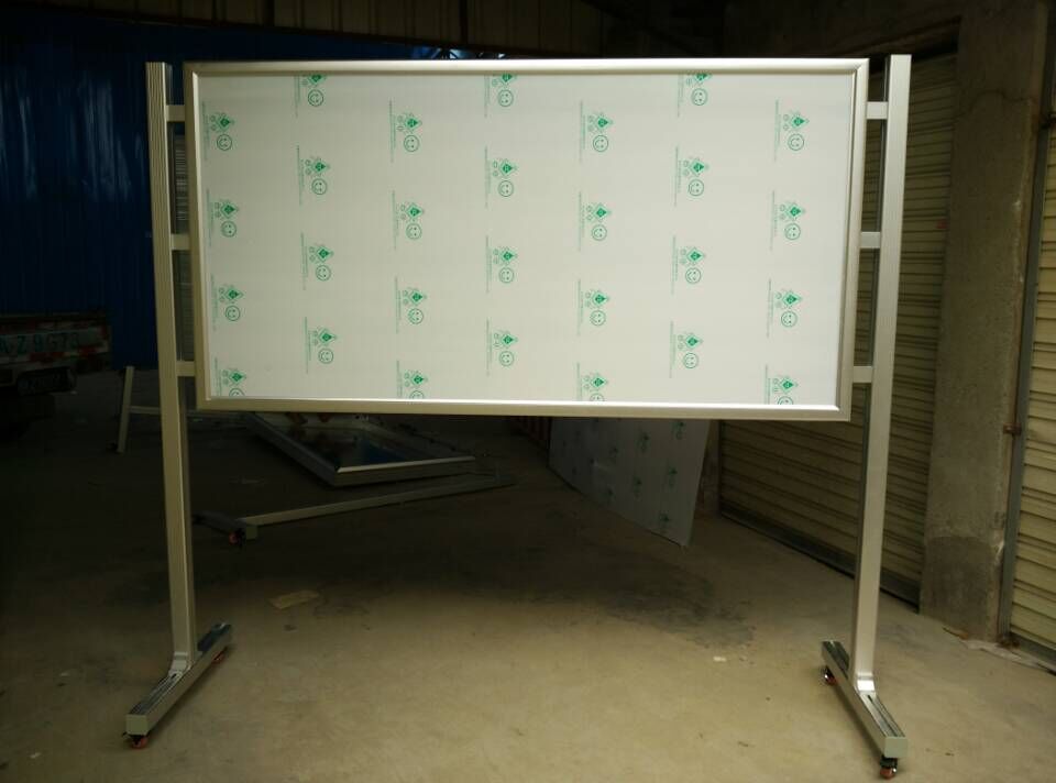 铝合金宣传栏
