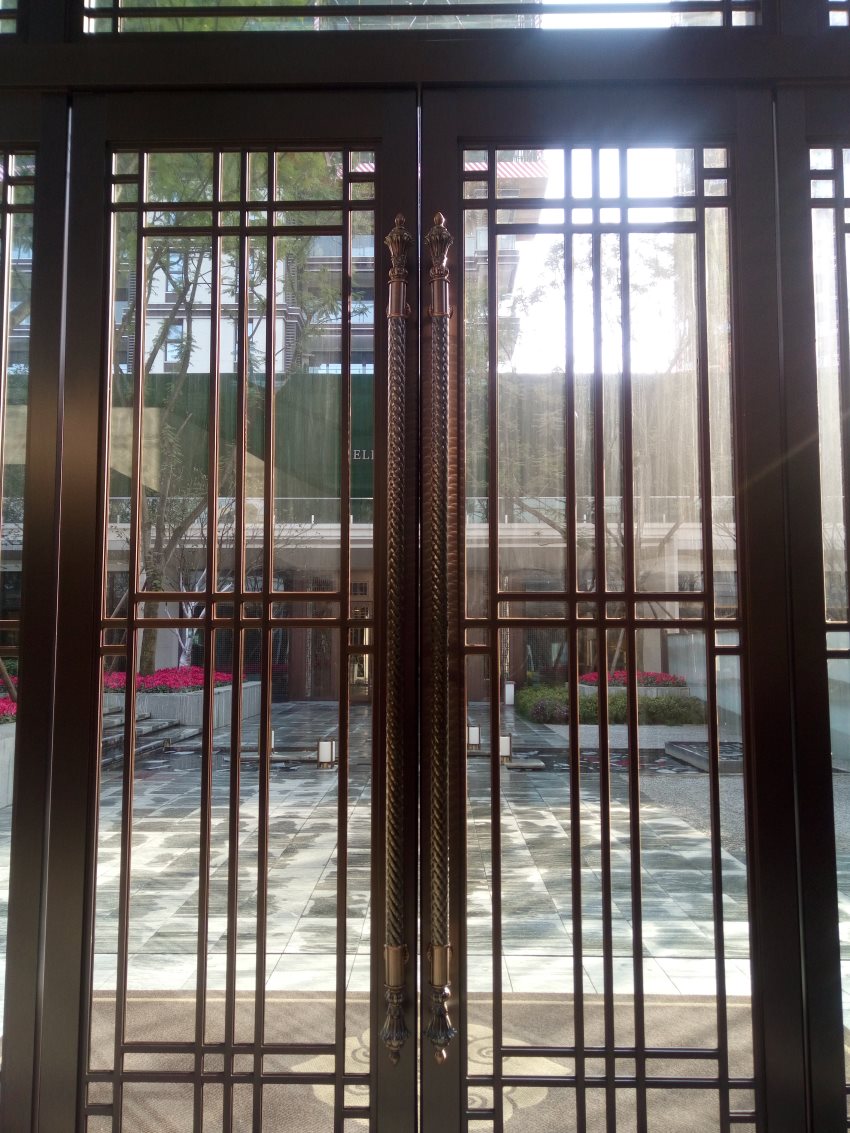 眉山-售楼部古铜门